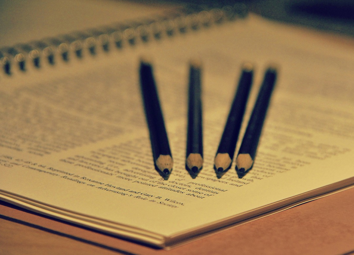Read more about the article “Opinion Essay’da Karşıt Görüşleri Ele Alma Sanatı”